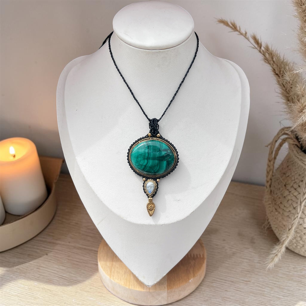 Malachite & Moonstone Macramé Necklace