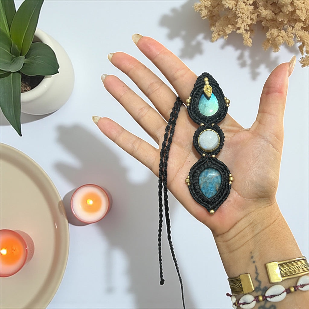 Boho Necklace with Labradorite, Moonstone & Apatite – Spiritual Gemstone Jewelry for Intuition, Balance & Clarity