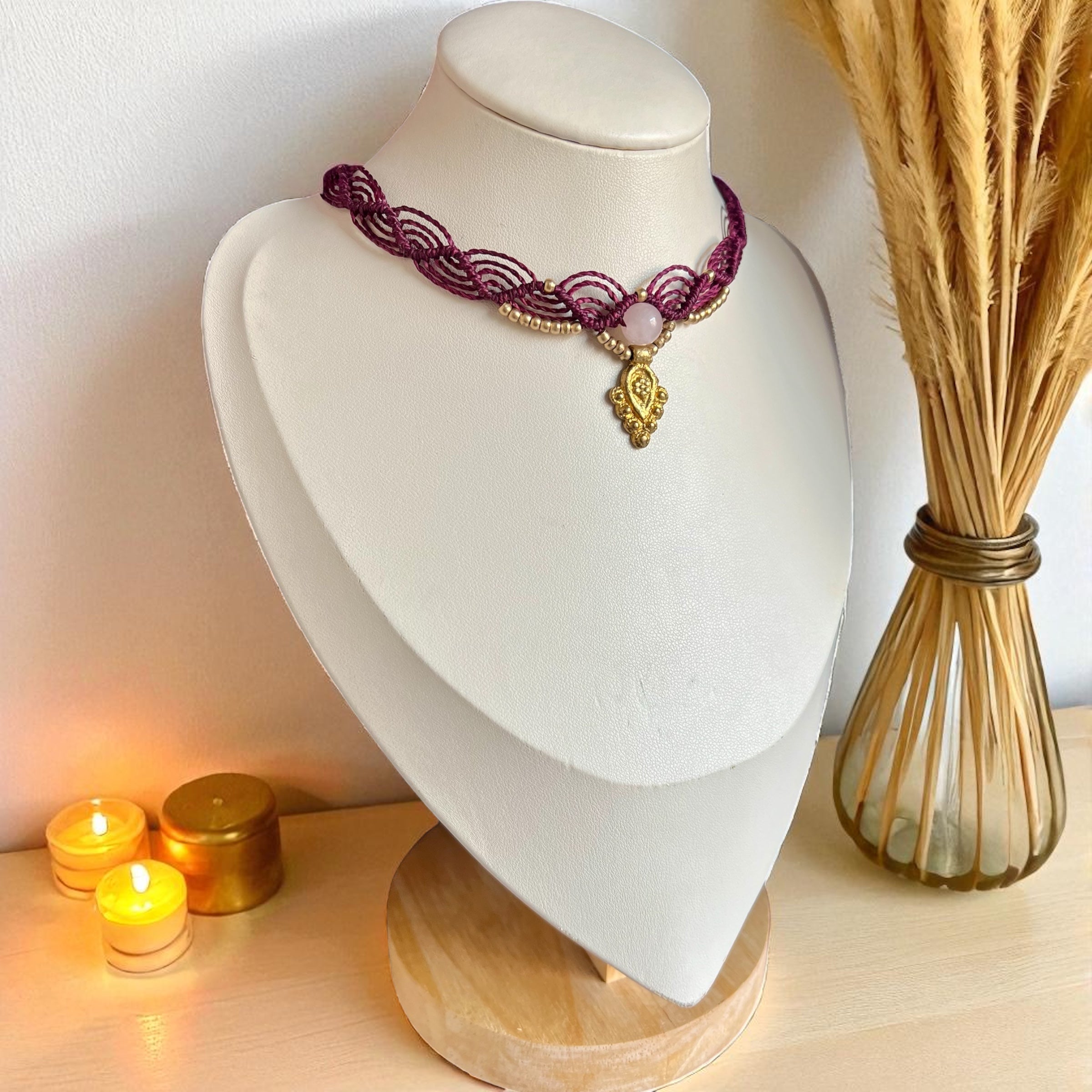 Unconditional love choker