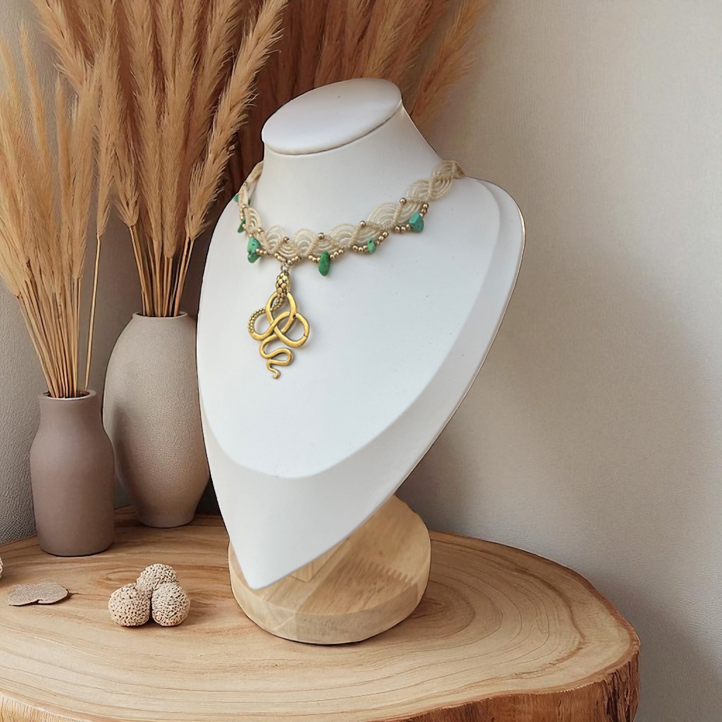 Snake chocker- wisdom and transformation  | Made by Serenella