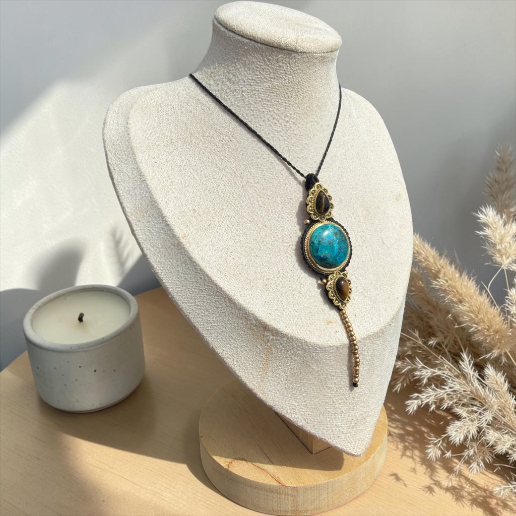 Chrysocolla & Tiger Eye Macramé Necklace – Adjustable Natural Stone Necklace | Handmade Boho Crystal Jewelry