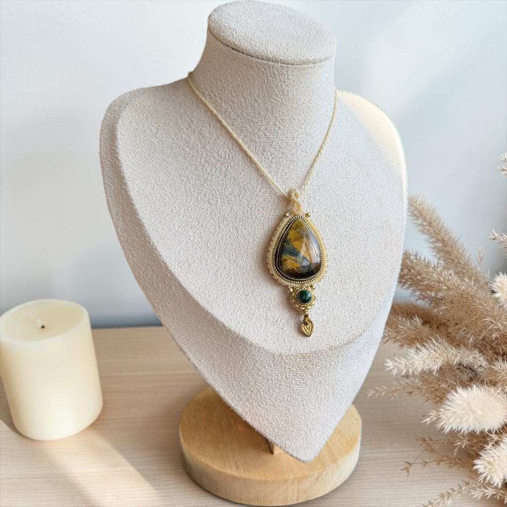 Tiger Eye & Malachite Macramé Necklace – Handmade Adjustable Crystal Necklace