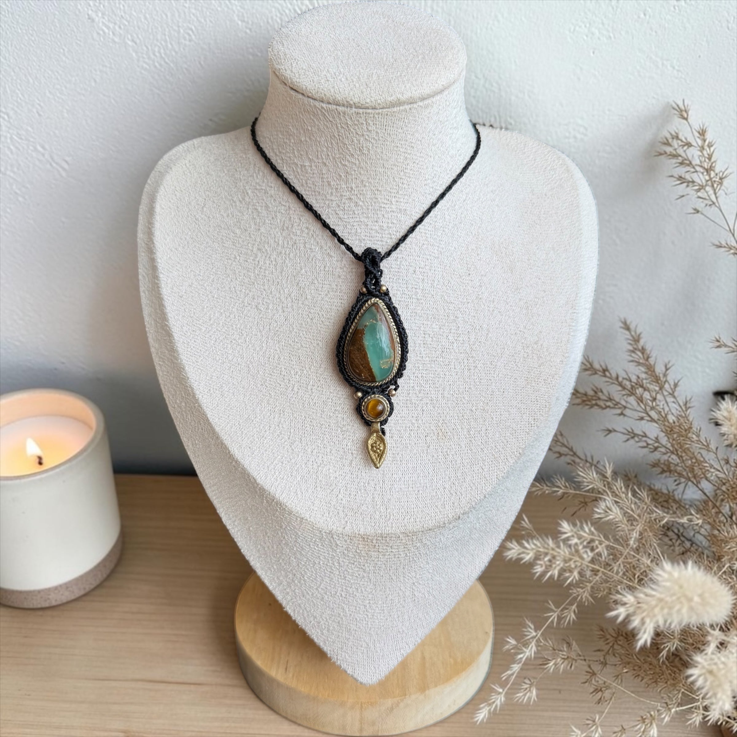 Chrysoprase & Tiger Eye Macramé Necklace – Handmade Boho Crystal Necklace – Adjustable Spiritual Jewelry