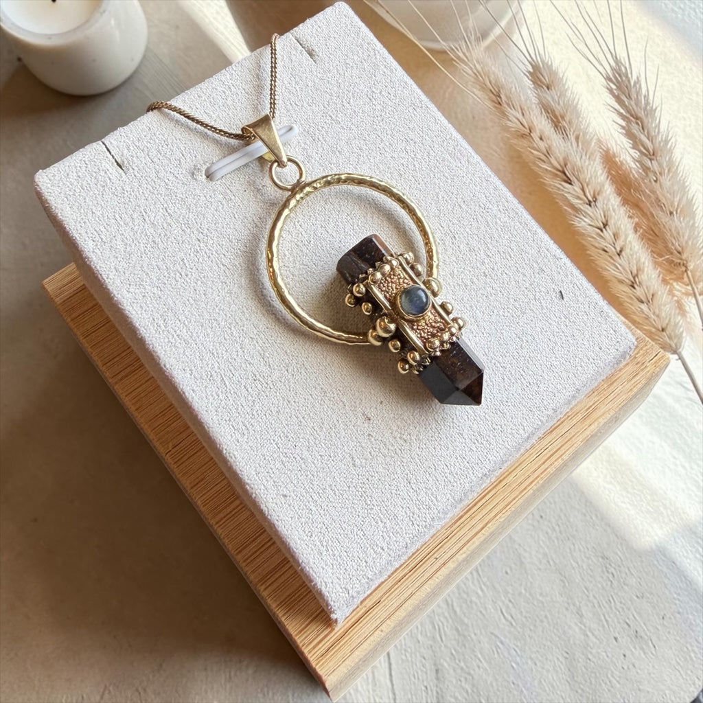 Tiger Eye & Labradorite Macramé Necklace