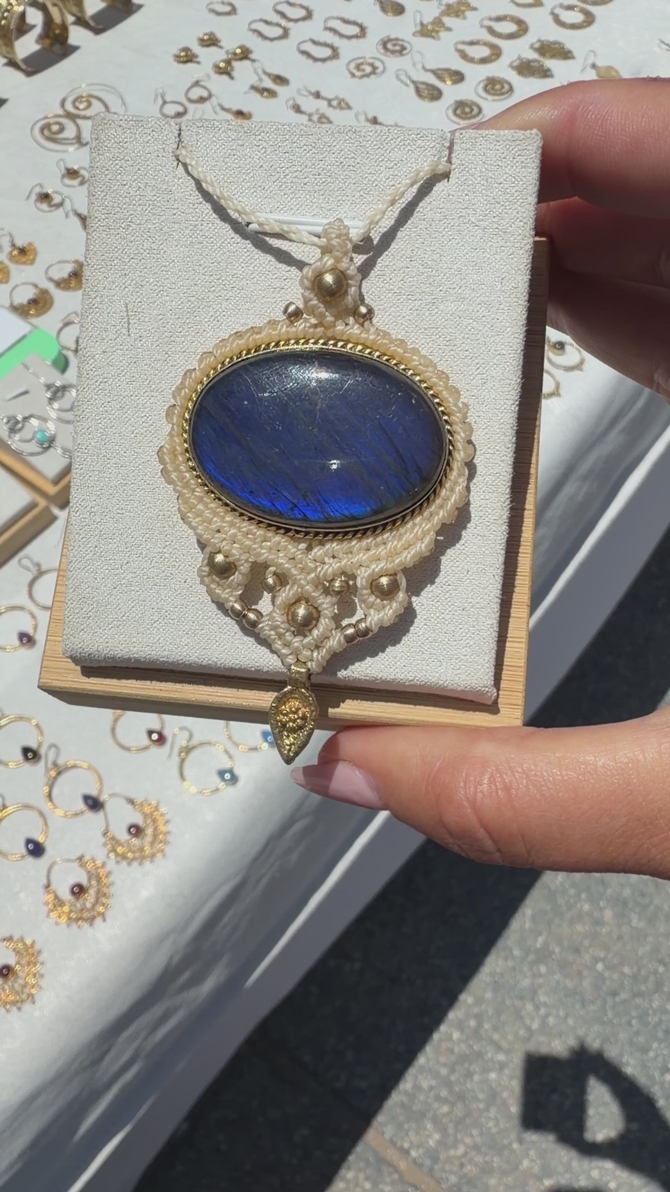 Labradorite pendant